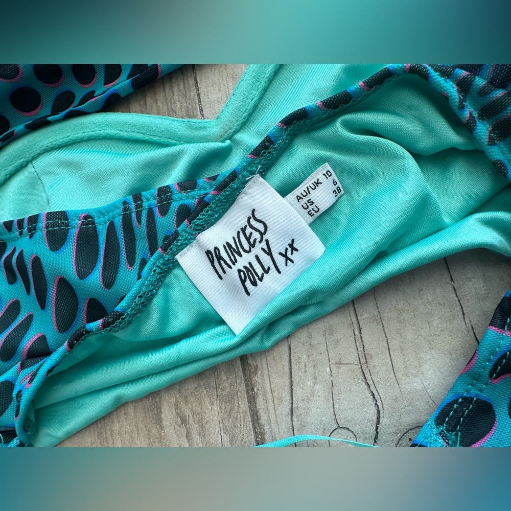 Long sleeve teal princess Polly top